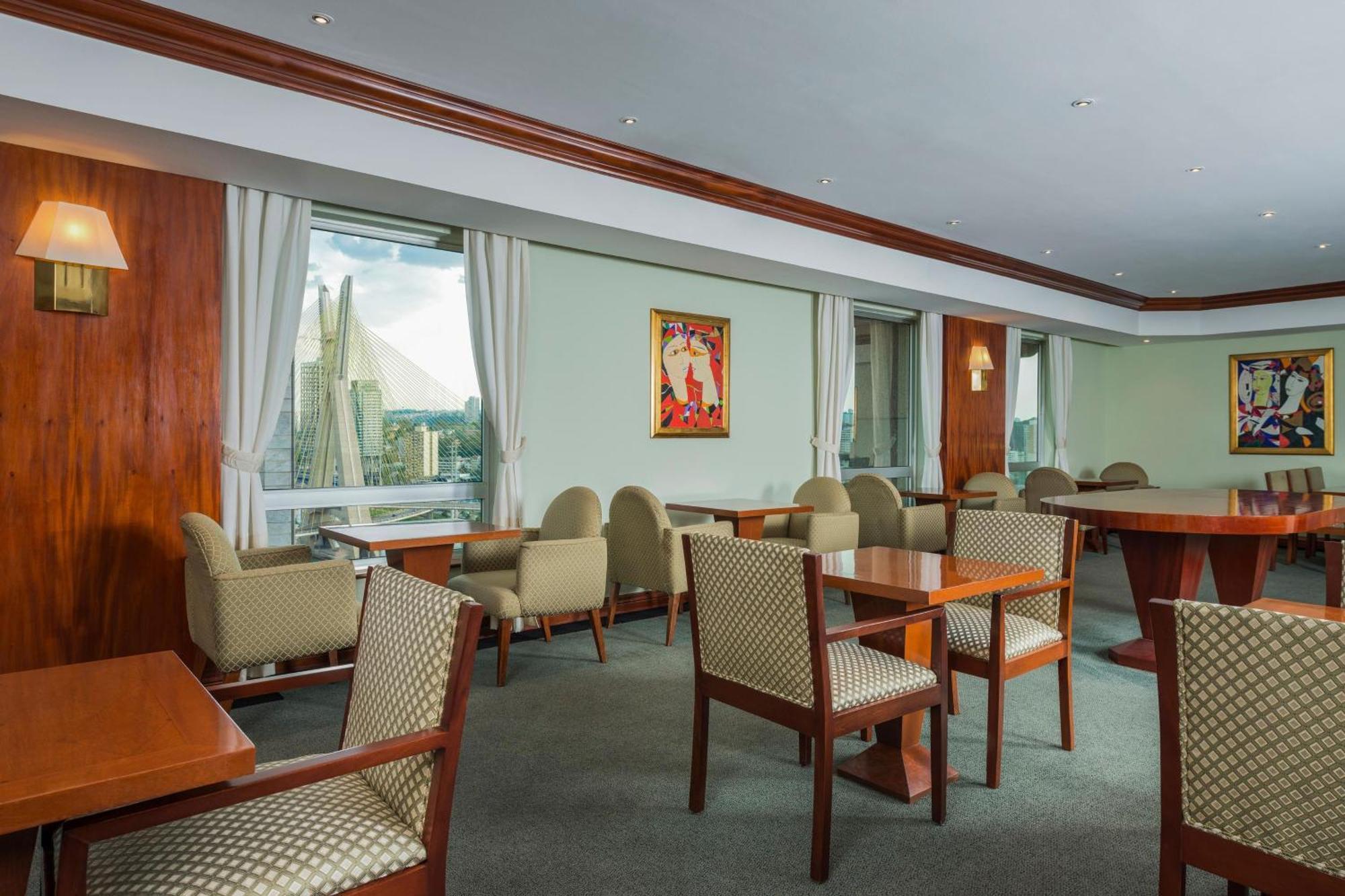 酒店 Sheraton Wtc 5*